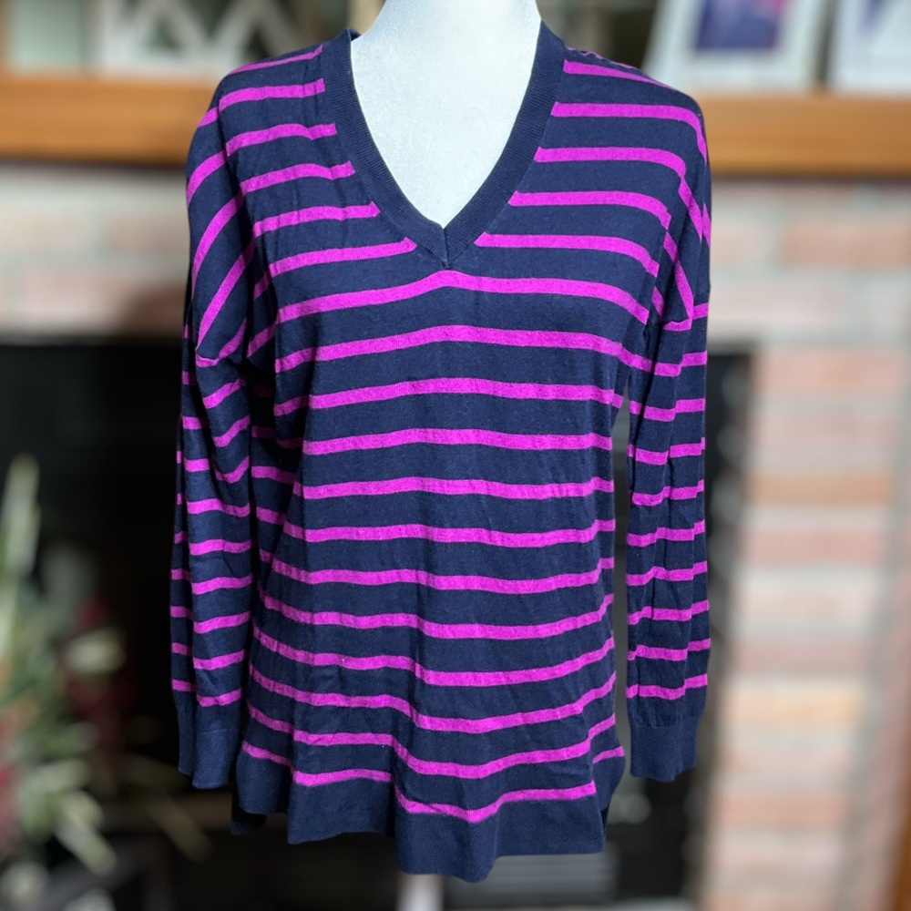 Crown & Ivy v-neck sweater, size M